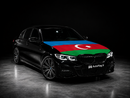 [EXCLUSIVO] Bandeira de Capô Elástica – Compatível com todos os carros